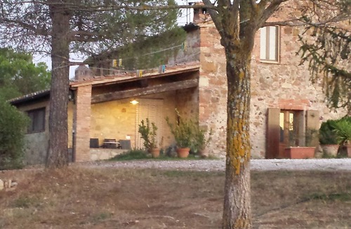 Casole d'Elsa Apartment | HILLTOP APARTMENT WITH GREAT WIEW BETWEEN SIENA AND VOLTERRA