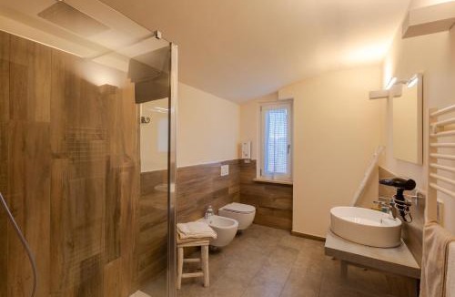 Arpuilles Hotel | Hirondelle Locanda Vegana
