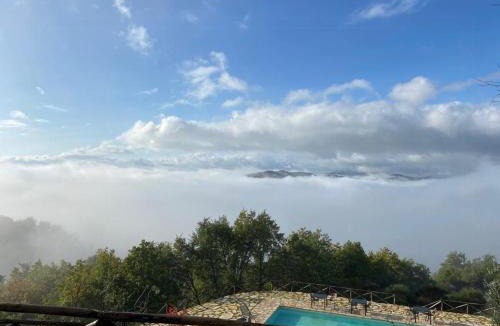 Monte Santa Maria Tiberina House | Historic Farmhouse In The Umbrian Hills