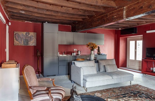 Historic Centre Apartment | Historic Centre Flat overlooking piazza Carlo Emanuele - 2 Bedrooms, 2 Bathrooms