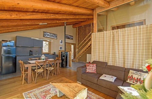 Verrayes Apartment | Historic chalet at 1600m with mountains views