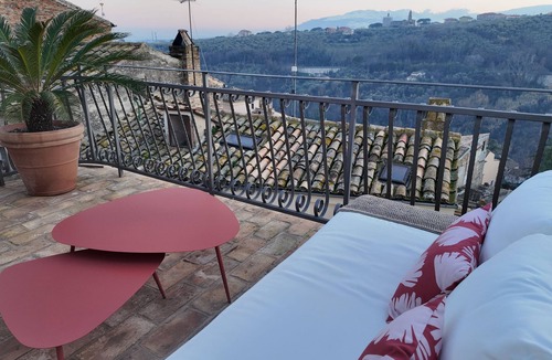 Loreto Aprutino House | Historic Italian Village House 25 minutes from beach in Abruzzo