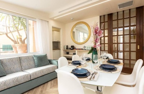 Rome City Centre Apartment | Historic Skyline Serenity by the Trevi with Panoramic Terraces