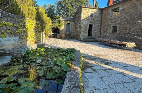 Arezzo House | Historic villa among olive groves in Arezzo