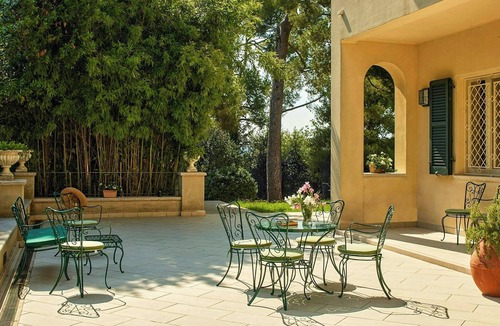 Fano House | Historic villa with sea views near Fano