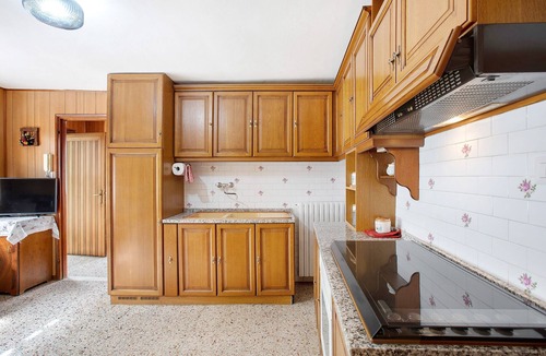 Charvensod Apartment | Holiday Apartment 'Da Lule' with Mountain View, Balcony and Wi-Fi
