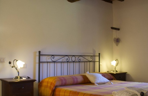 Teverina di Cortona Apartment | Holiday Apartment Il Piccolo Noce - Sage Apartment