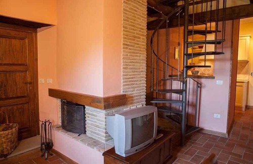 Raggiolo Apartment | Holiday apartment in the medieval old town