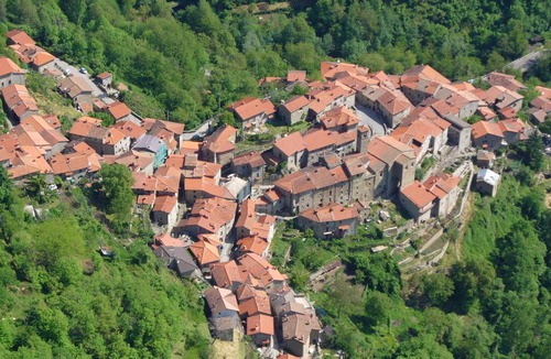 Raggiolo Apartment | Holiday apartment in the medieval old town