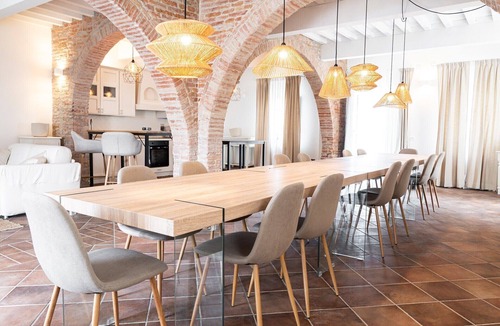 Valiano Apartment | Holiday Apartment "Lilla" with Shared Pool, Shared Garden & Wi-Fi