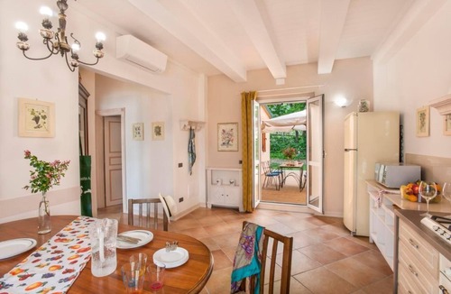 San Costanzo Apartment | Holiday apartment San Costanzo for 1 - 6 persons with 3 bedrooms - Twin house