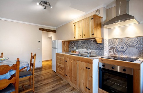 Saint Maurice Apartment | Holiday Apartment "Maison Marcel Sarre" with Mountain View & Balcony