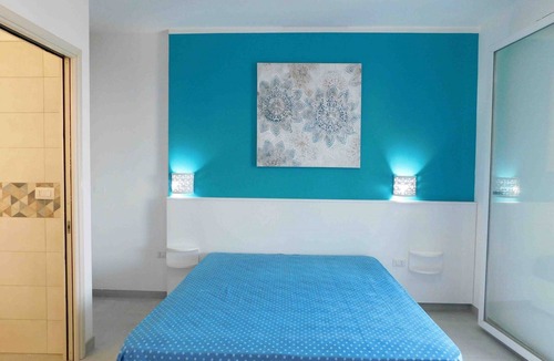 Torre San Giovanni House | Holiday Apartment 'Mono Vista Mare Dauni' with Balcony and Air Conditioning