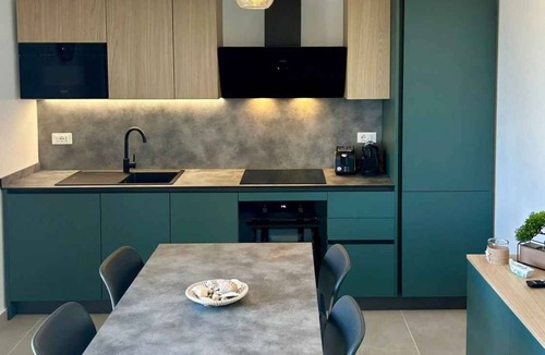 Pesaro Apartment | Holiday apartment with air conditioning, internet and balcony with sea view