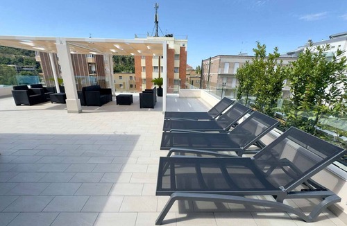 Pesaro Apartment | Holiday apartment with air conditioning, internet and balcony with sea view