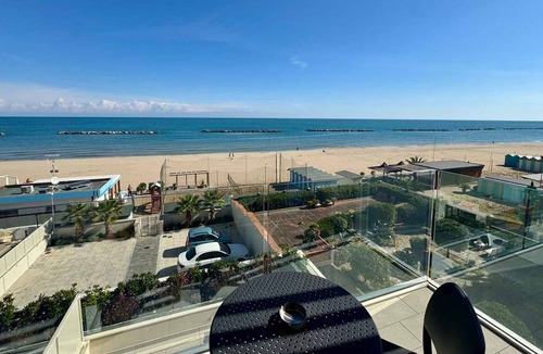 Pesaro Apartment | Holiday apartment with air conditioning, internet and balcony with sea view