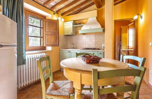 Sorano Apartment | Holiday apartment with air conditioning and pool