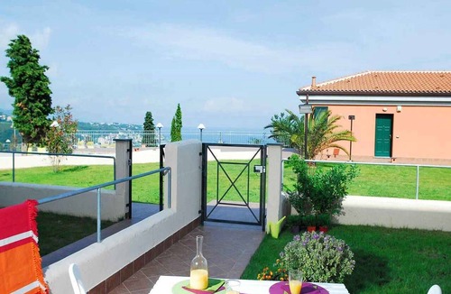 Cogoleto Apartment | Holiday apartment with air conditioning