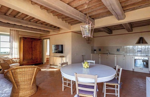 Montalcino Apartment | Holiday flat with direct access to the pool