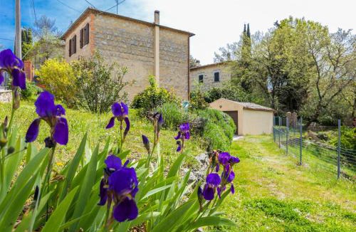 Montefollonico House | Holiday Home A casa di Gabri by Interhome