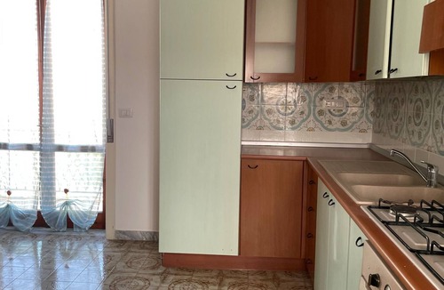 Capaccio Scalo House | Holiday Home 'Alma' with Balcony and Wi-Fi