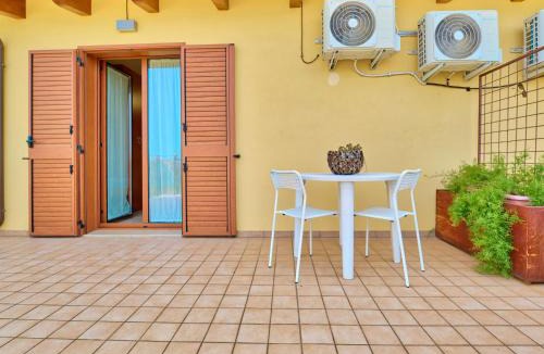 Tollo House | Holiday Home Il Cerchio by Interhome