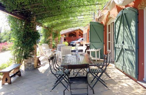 Capriglio House | Holiday Home Il Marchese del Grillo by Interhome
