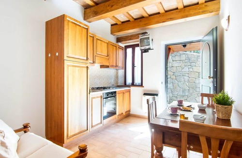 Apecchio House | Holiday Home in Apecchio with Panoramic Views