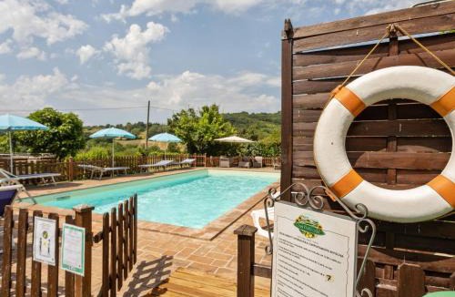 Assisi House | Holiday Home in Assisi with Pool & Nature