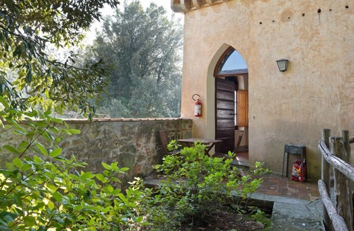 Reggello House | Holiday home in calm surroundings with unspoiled nature