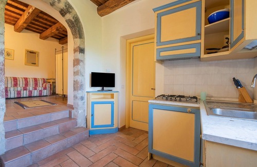 Sellano House | Holiday Home in Sellano with Pool & Sun Terrace
