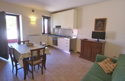 Spello House | Holiday Home in Spello with Pool & Terrace