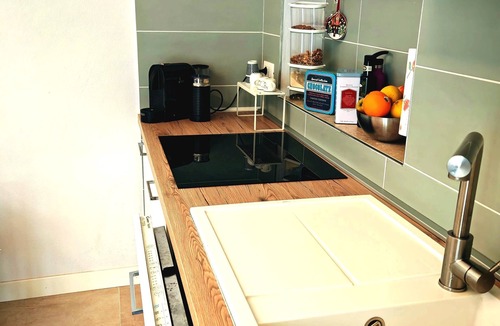 Marina di Grosseto House | Holiday Home 'La Casina Di Giada' with Sea View, Wi-Fi and Air Conditioning