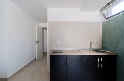Boncore Apartment | Holiday Home 'Jox House 105' with Shared Pool, Wi-Fi and Air Conditioning