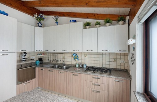 Furore House | Holiday Home 'La Volta Amalfi Coast' with Sea View, Wi-Fi and Air Conditioning