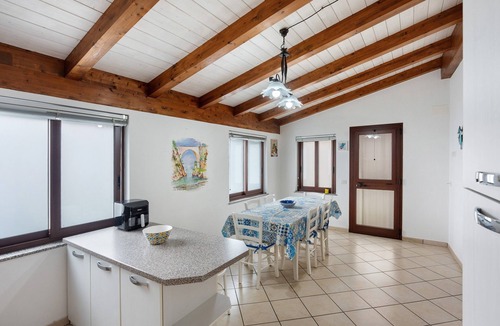 Furore House | Holiday Home 'La Volta Amalfi Coast' with Sea View, Wi-Fi and Air Conditioning