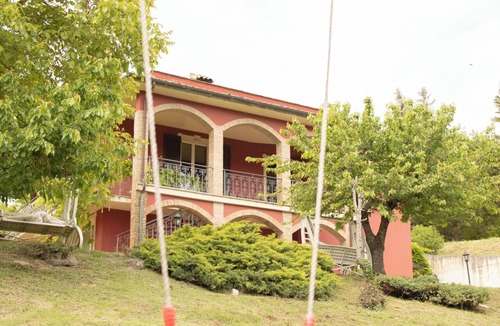 Apecchio Villa | HOLIDAY HOME MARCHE swimmig pool
