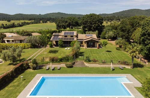 Bolsena House | Holiday Home Rosalba Bacara by Interhome
