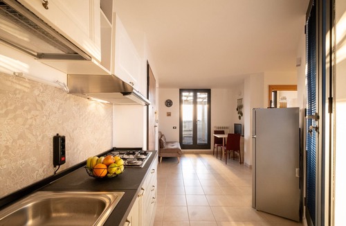 Nardo House | Holiday Home 'Tramonti' with Private Terrace and Air Conditioning