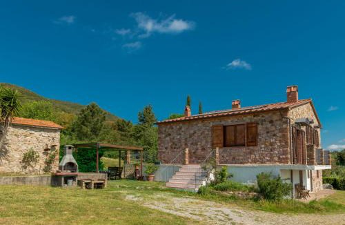 Gavorrano House | Holiday Home Valmarinella by Interhome