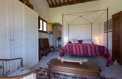 Tuscania House | Holiday home with terrace and garden