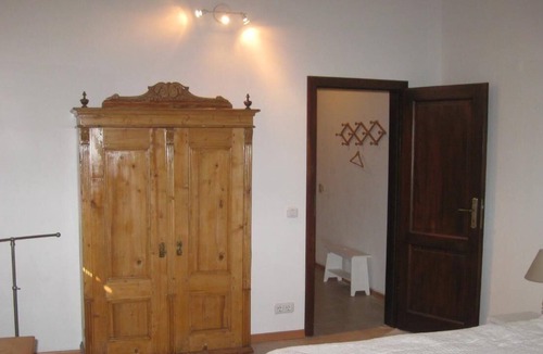 Arcevia House | Holiday house Arcevia for 1 - 8 persons with 3 bedrooms - Holiday home