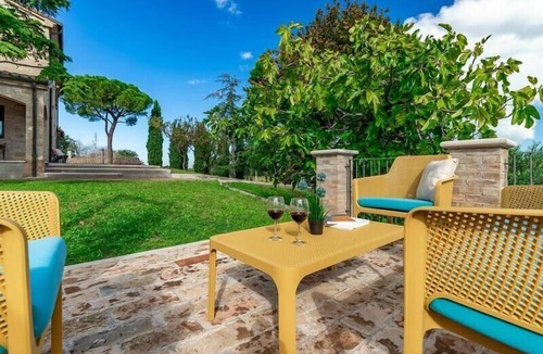 Pesaro House | Holiday house for 10 persons approx. 400 qm in Novilara, Italian Adriatic Coast (Fano and the surrounding area)