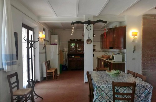 Torgiano House | Holiday house with private pool and whole garden near Assisi. WI-FI