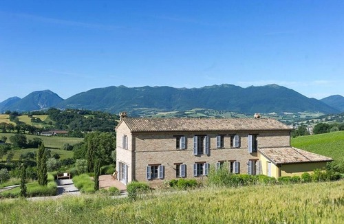 Matelica House | Holiday house Matelica for 1 - 8 persons with 4 bedrooms - Holiday home