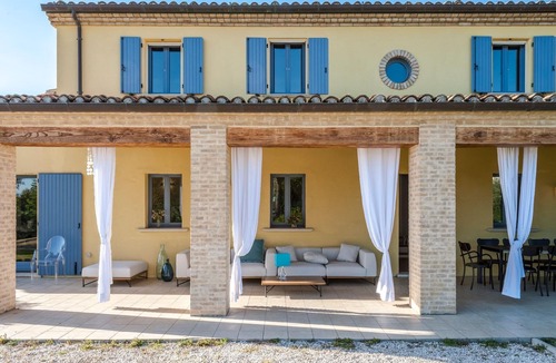San Costanzo House | Holiday house San Costanzo for 1 - 14 persons with 6 bedrooms - Holiday home