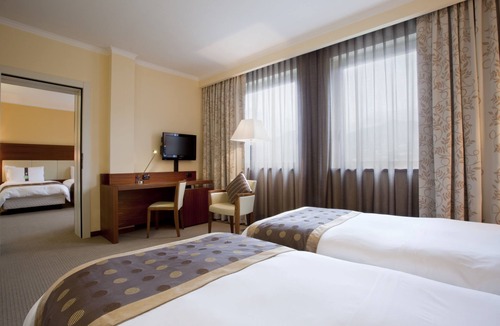 Cava de' Tirreni Hotel | Holiday Inn Salerno - Cava De'Tirreni by IHG