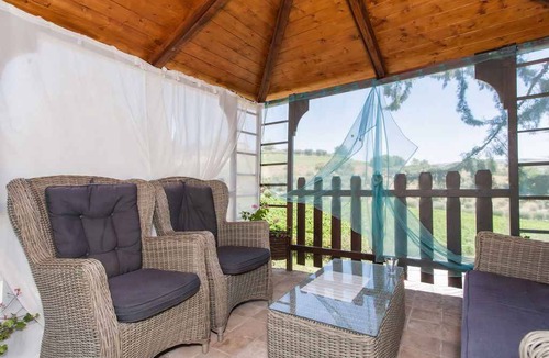 Ramazzano Apartment | Holiday apartment with pool, garden and air conditioning