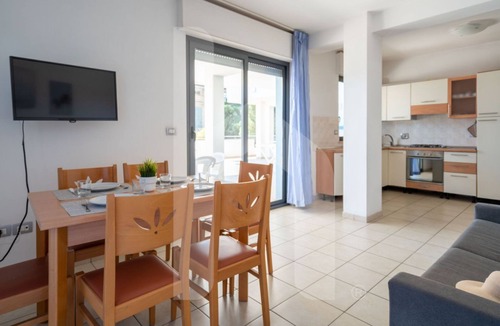 Pineto Apartment | Holiday Rendez Vous 20 - First floor apartment with terrace facing the sea
