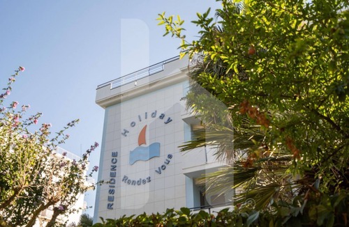 Pineto Apartment | Holiday Rendez Vous 31 - Second floor apartment with terrace facing the sea
